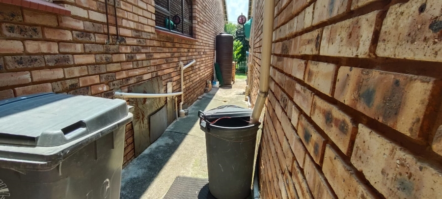 3 Bedroom Property for Sale in Fochville Gauteng