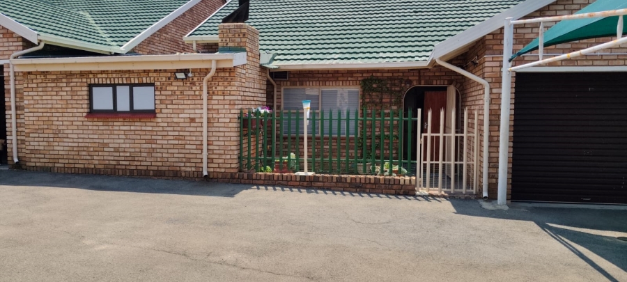 3 Bedroom Property for Sale in Fochville Gauteng