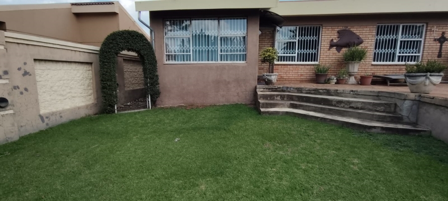 3 Bedroom Property for Sale in Fochville Gauteng