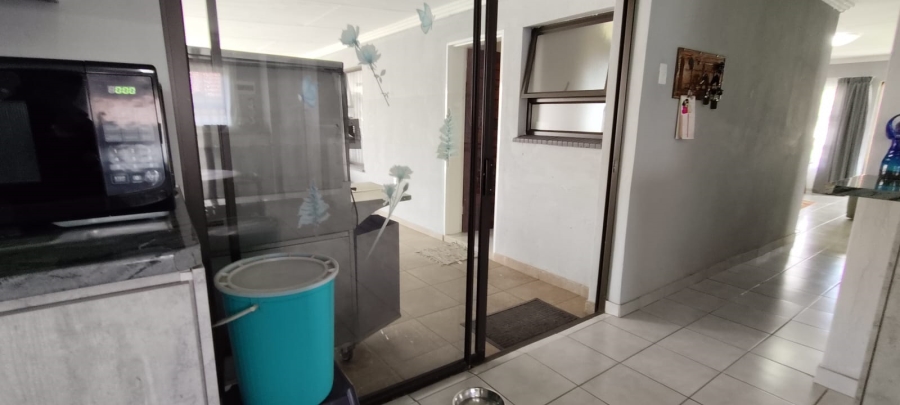 8 Bedroom Property for Sale in Fochville Gauteng