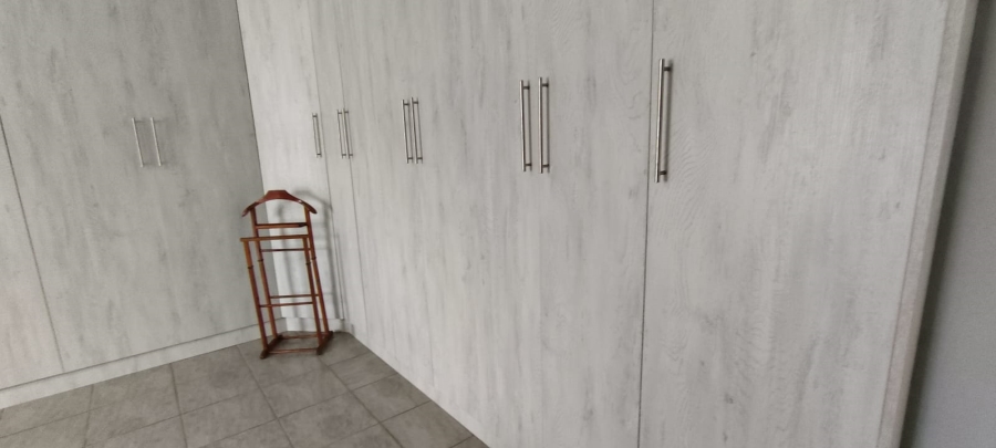 8 Bedroom Property for Sale in Fochville Gauteng