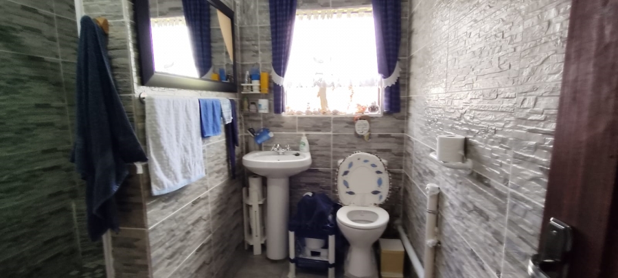 8 Bedroom Property for Sale in Fochville Gauteng