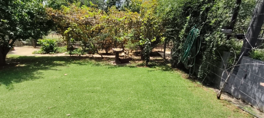 8 Bedroom Property for Sale in Fochville Gauteng