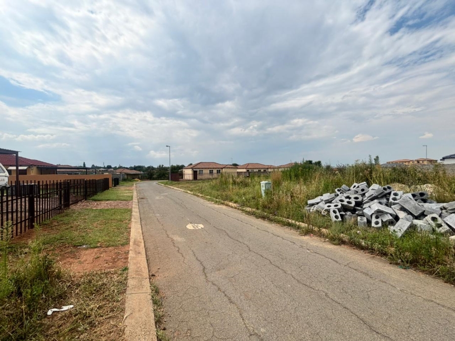 0 Bedroom Property for Sale in Bedworth Park Gauteng