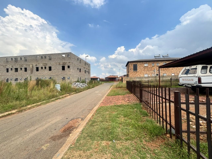 0 Bedroom Property for Sale in Bedworth Park Gauteng