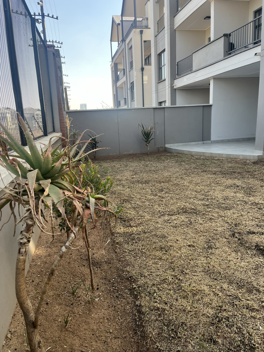 To Let 3 Bedroom Property for Rent in Waterfall Gauteng