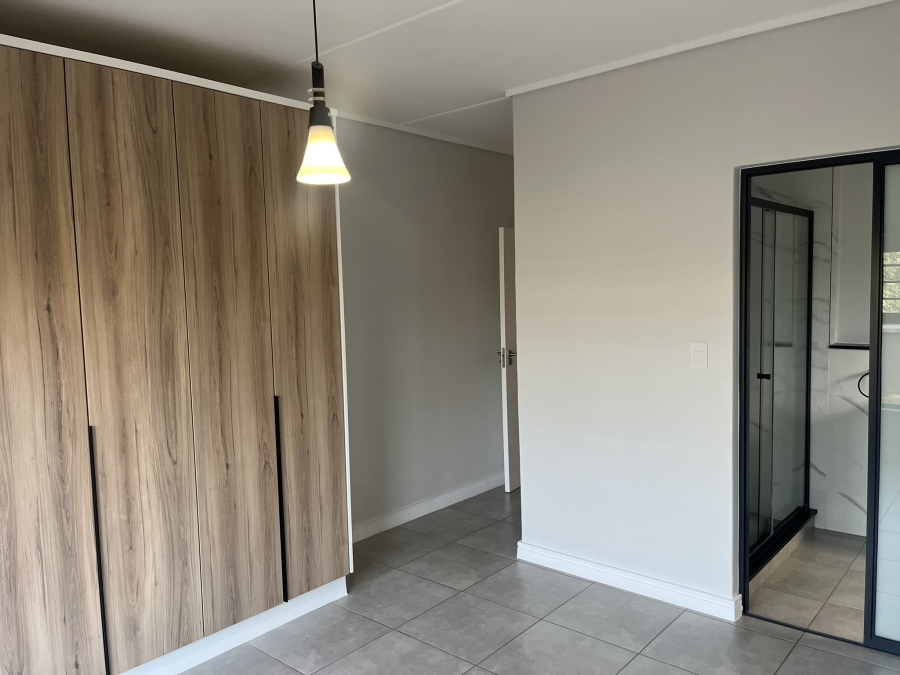 To Let 3 Bedroom Property for Rent in Waterfall Gauteng