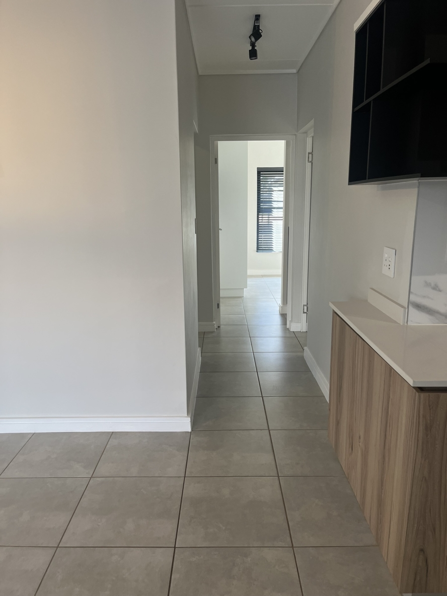 To Let 3 Bedroom Property for Rent in Waterfall Gauteng