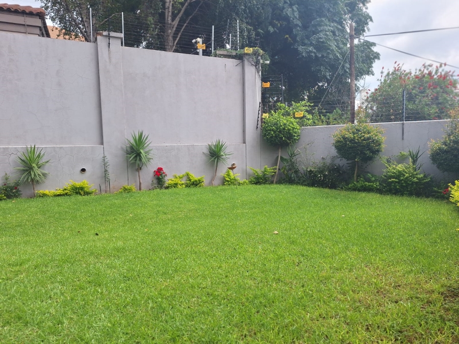 To Let 2 Bedroom Property for Rent in Morningside Gauteng