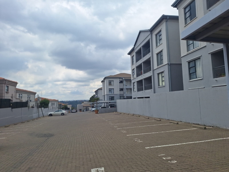 To Let 2 Bedroom Property for Rent in Morningside Gauteng