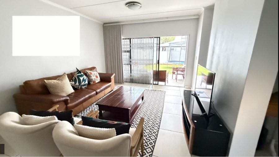 3 Bedroom Property for Sale in Greenstone Hill Gauteng