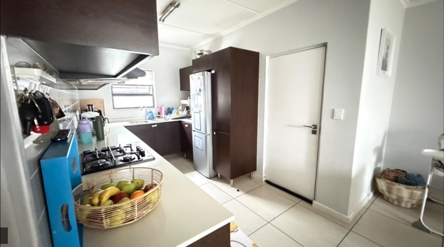 3 Bedroom Property for Sale in Greenstone Hill Gauteng