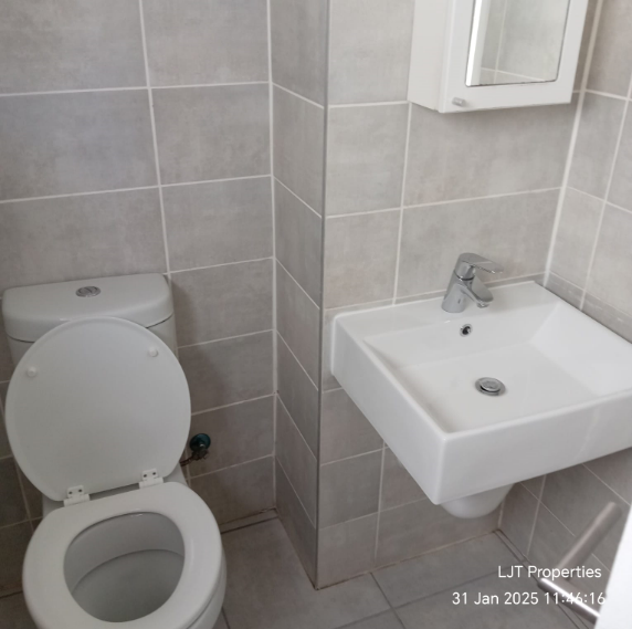 To Let 1 Bedroom Property for Rent in Witfield Gauteng