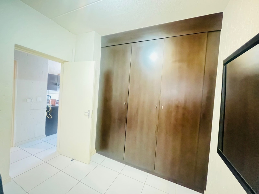 2 Bedroom Property for Sale in Paulshof Gauteng