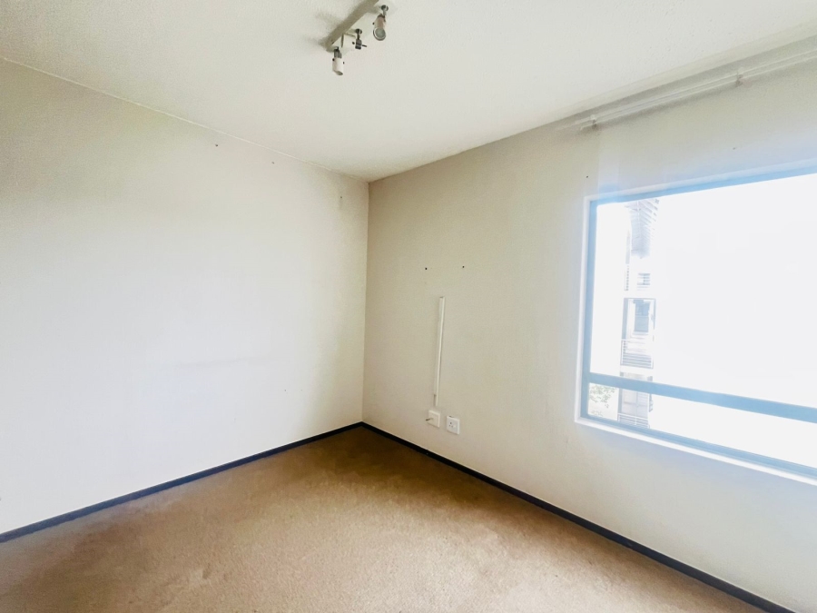 To Let 2 Bedroom Property for Rent in Broadacres Gauteng