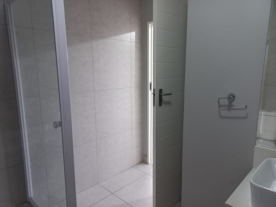 To Let 1 Bedroom Property for Rent in Linbro Park Gauteng