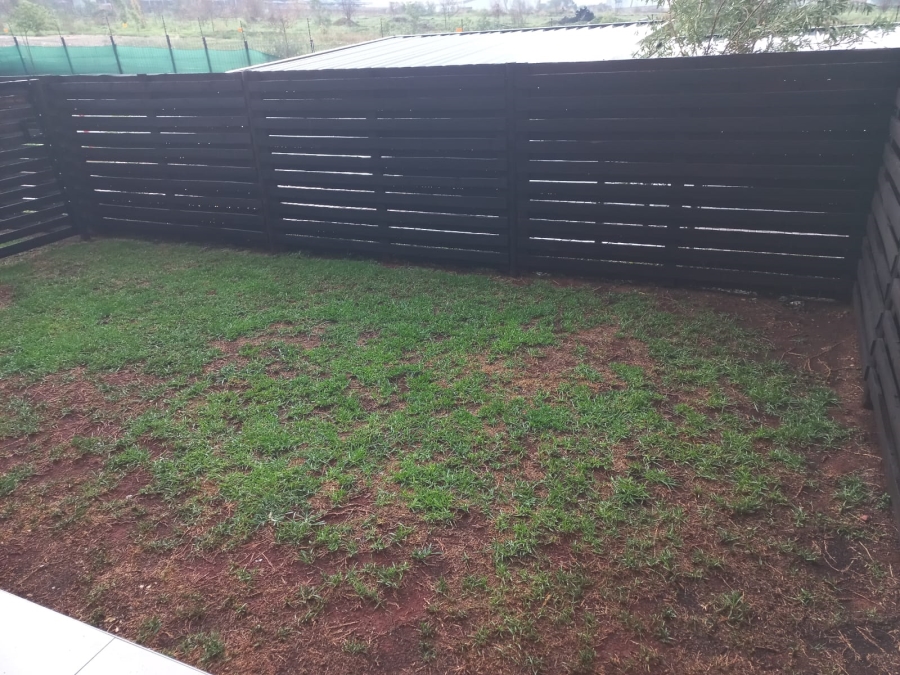 To Let 1 Bedroom Property for Rent in Linbro Park Gauteng