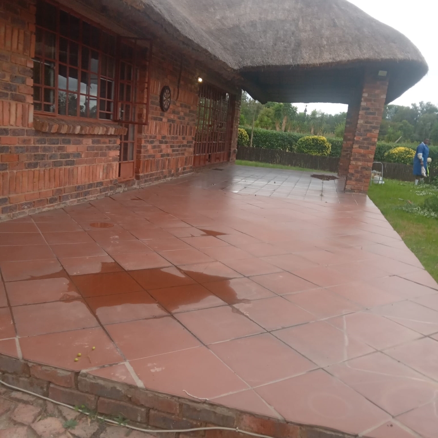 6 Bedroom Property for Sale in Timsrand A H Gauteng