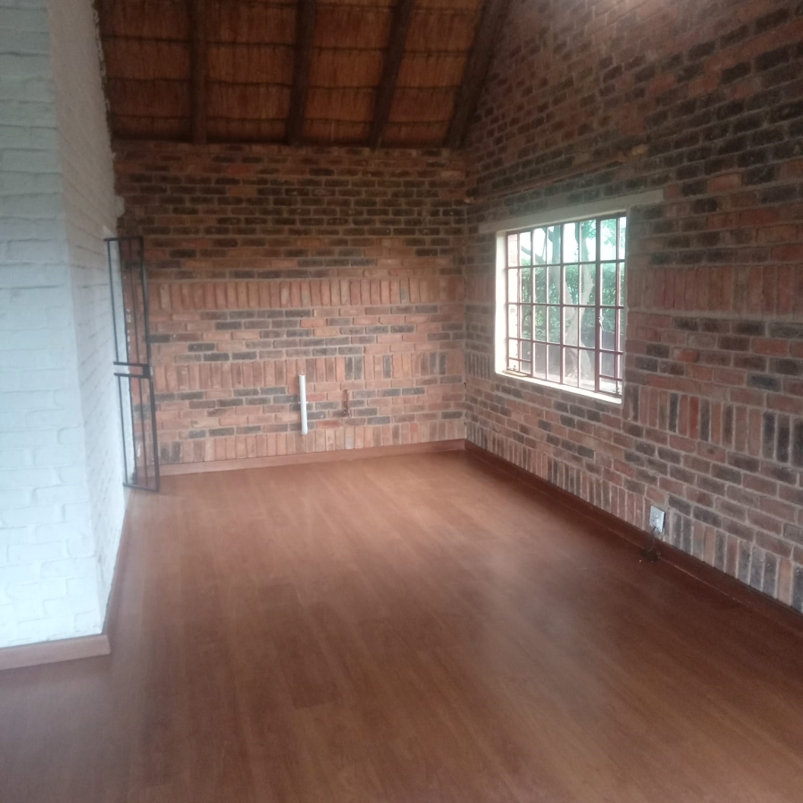 6 Bedroom Property for Sale in Timsrand A H Gauteng