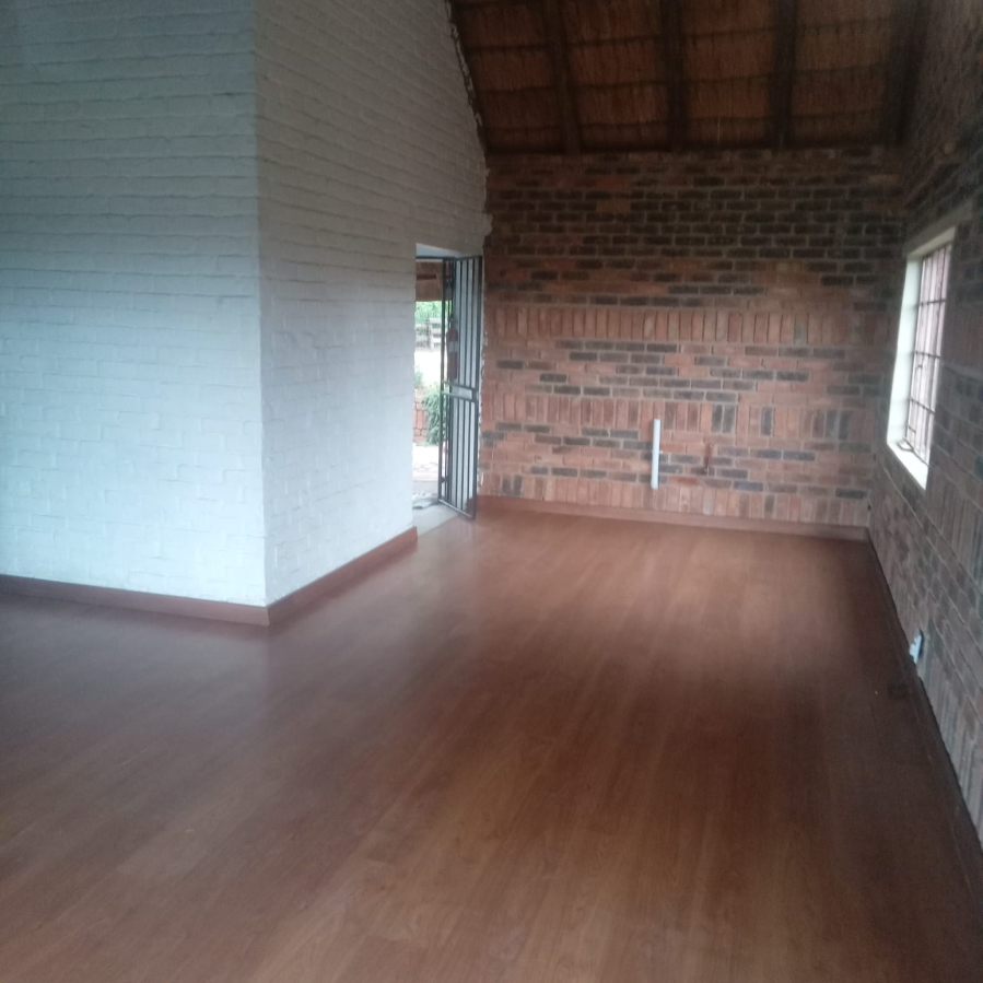 6 Bedroom Property for Sale in Timsrand A H Gauteng