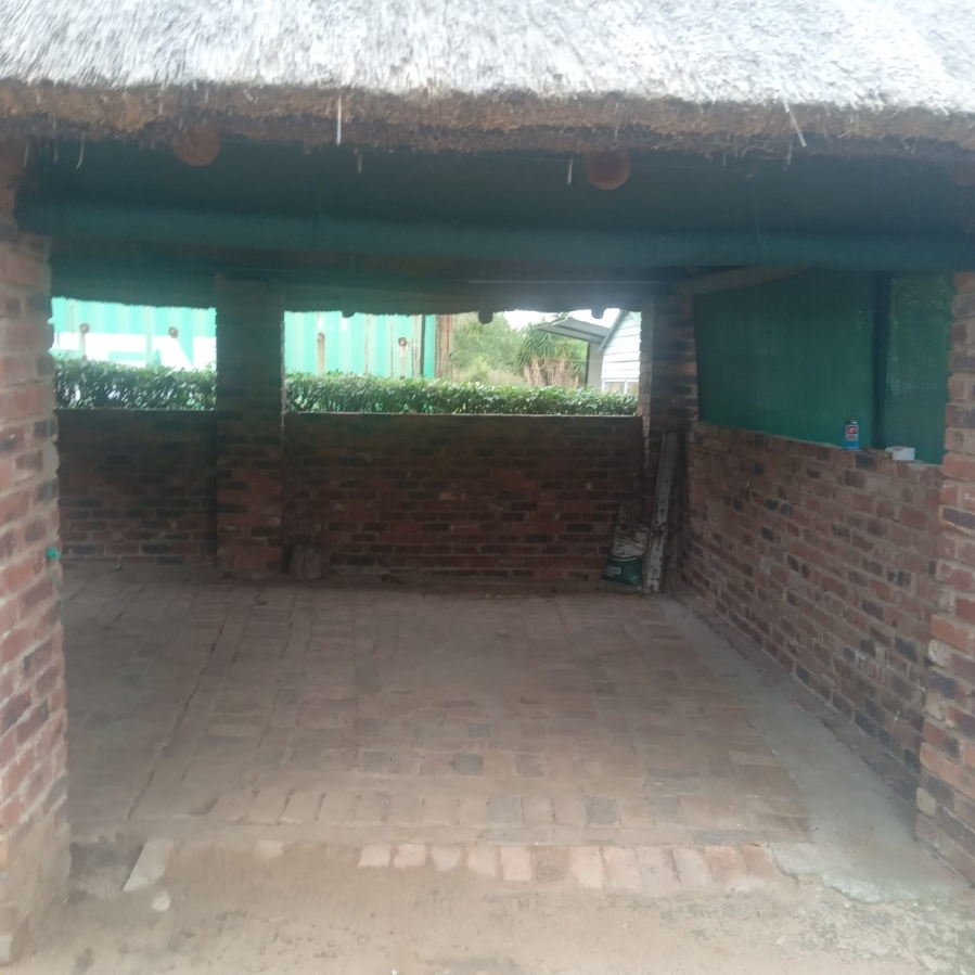 6 Bedroom Property for Sale in Timsrand A H Gauteng