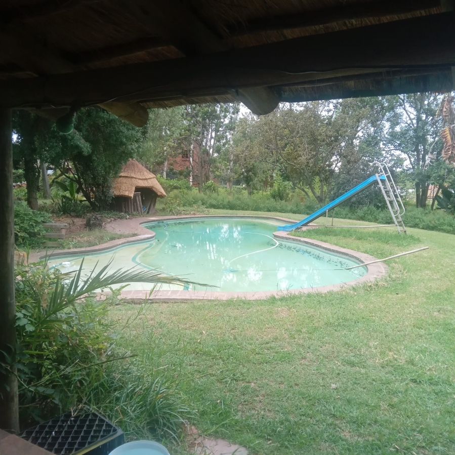 6 Bedroom Property for Sale in Timsrand A H Gauteng