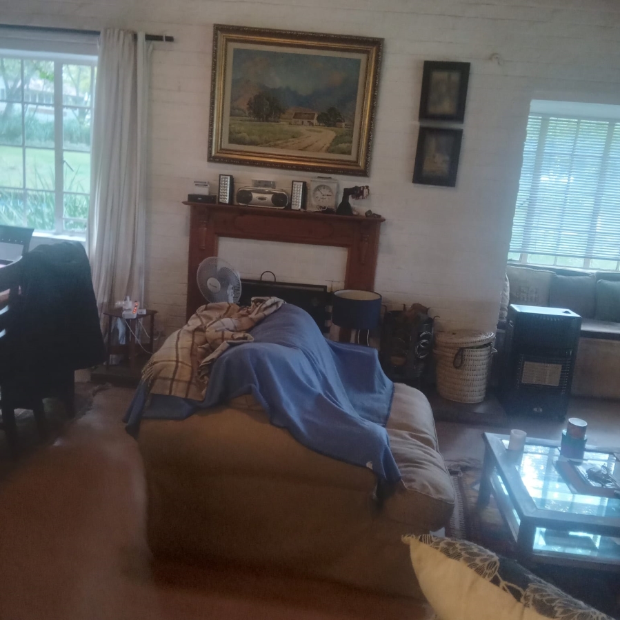 6 Bedroom Property for Sale in Timsrand A H Gauteng