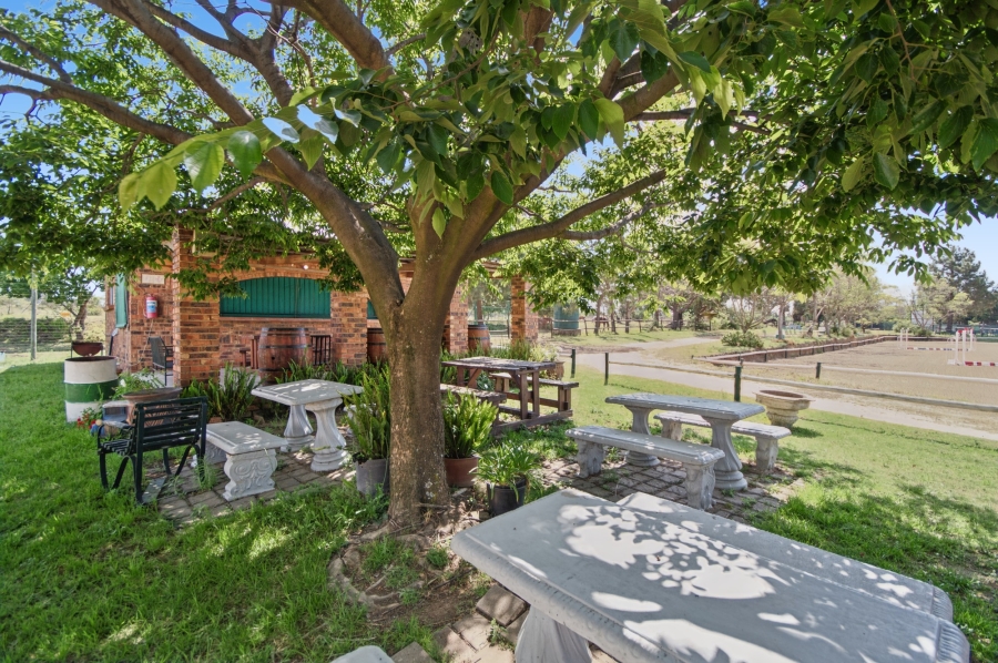 7 Bedroom Property for Sale in Timsrand A H Gauteng
