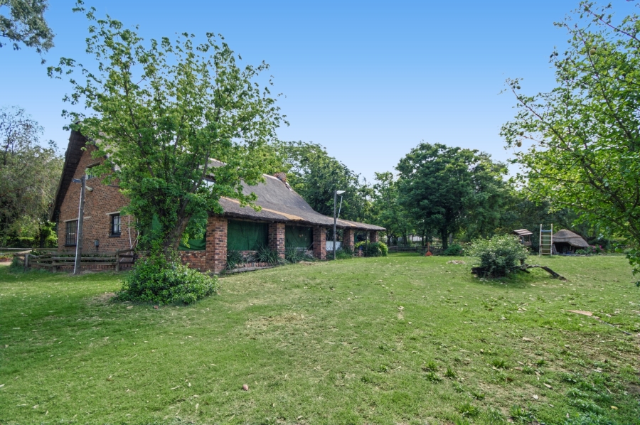 7 Bedroom Property for Sale in Timsrand A H Gauteng