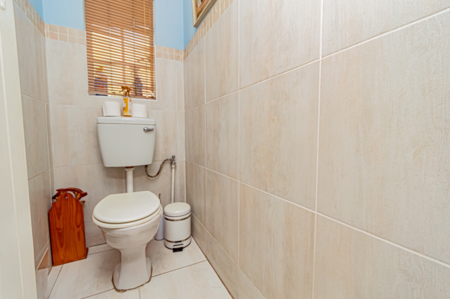 7 Bedroom Property for Sale in Timsrand A H Gauteng