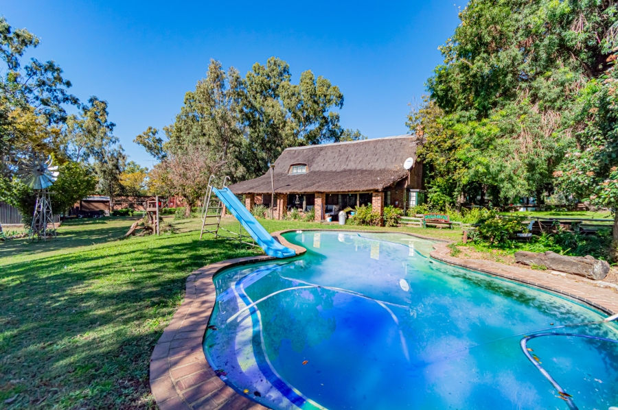 7 Bedroom Property for Sale in Timsrand A H Gauteng