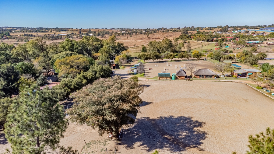 7 Bedroom Property for Sale in Timsrand A H Gauteng