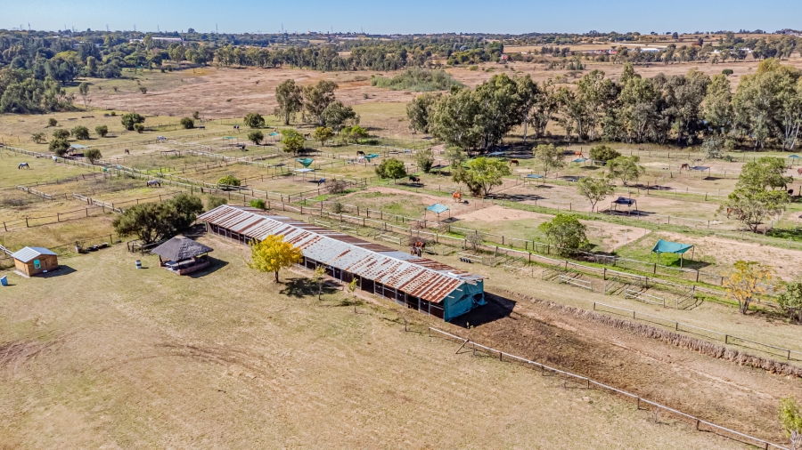 7 Bedroom Property for Sale in Timsrand A H Gauteng
