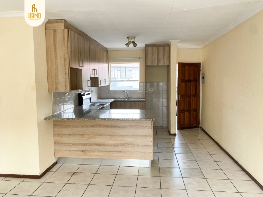 2 Bedroom Property for Sale in Vorna Valley Gauteng