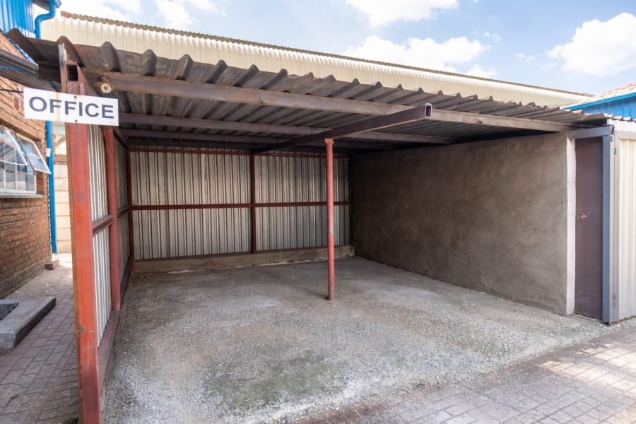 To Let commercial Property for Rent in Alrode Gauteng
