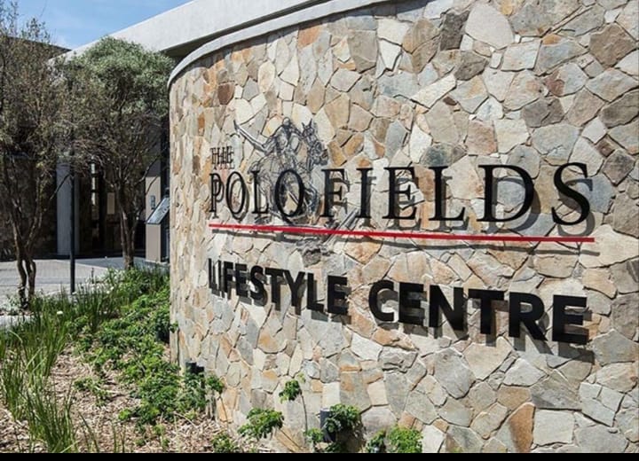 To Let 2 Bedroom Property for Rent in Waterfall Gauteng