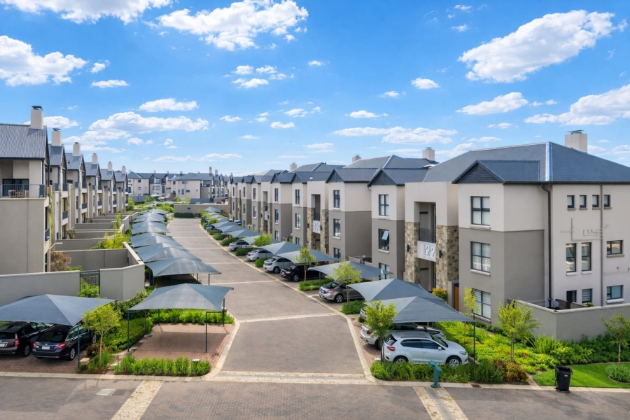 To Let 2 Bedroom Property for Rent in Waterfall Gauteng