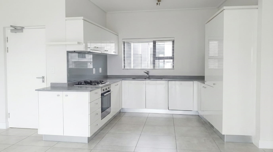 To Let 2 Bedroom Property for Rent in Waterfall Gauteng