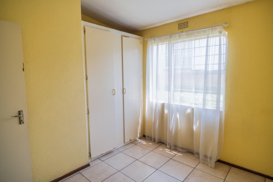 3 Bedroom Property for Sale in Ridgeway Gauteng