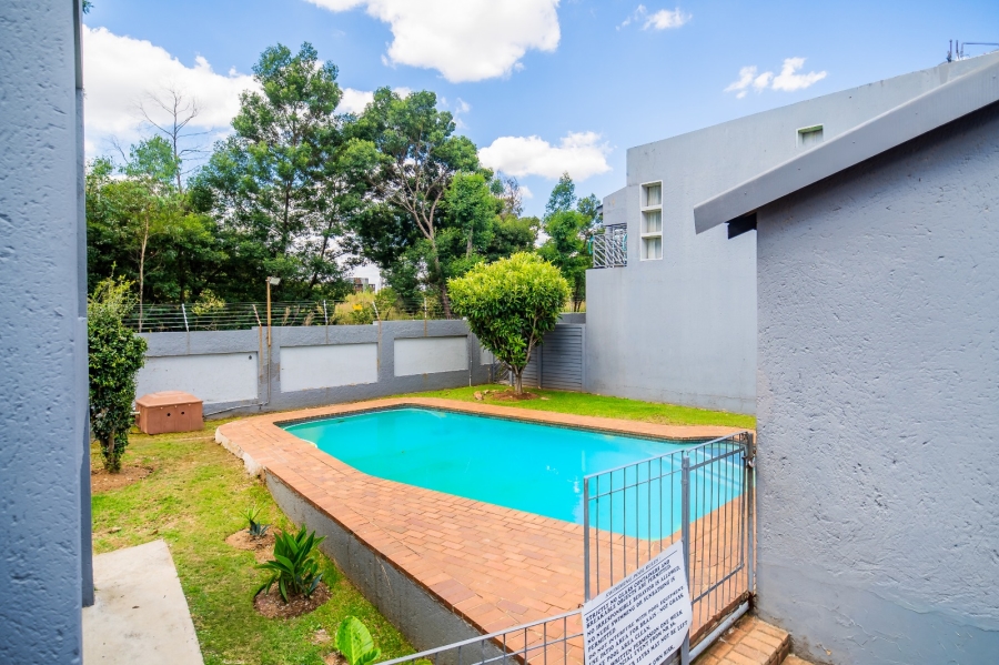 2 Bedroom Property for Sale in Winchester Hills Gauteng