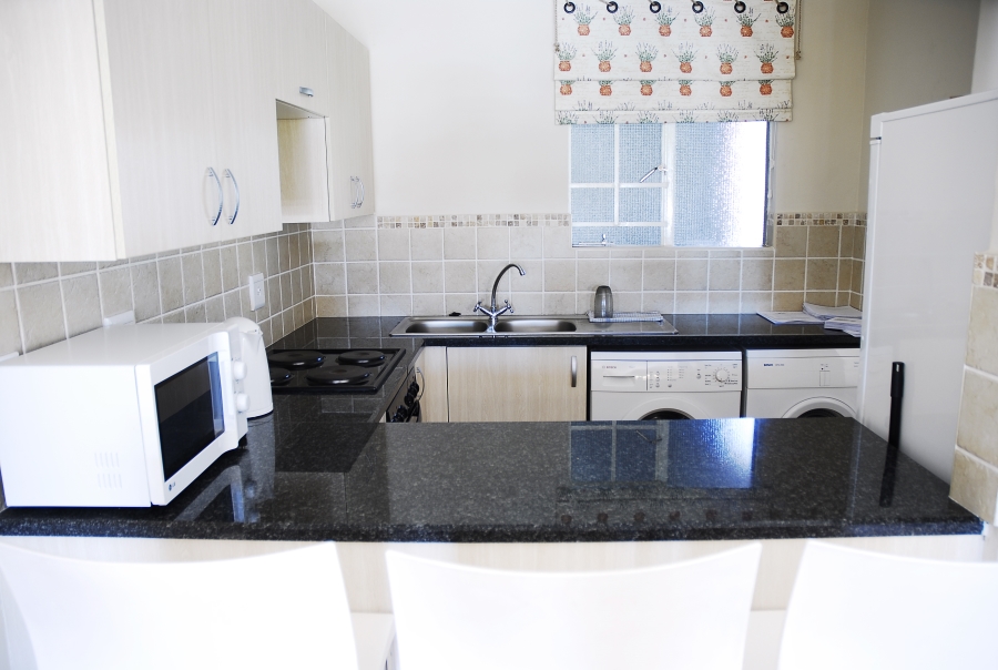 To Let 2 Bedroom Property for Rent in Meredale Gauteng