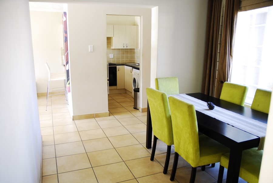 To Let 2 Bedroom Property for Rent in Meredale Gauteng
