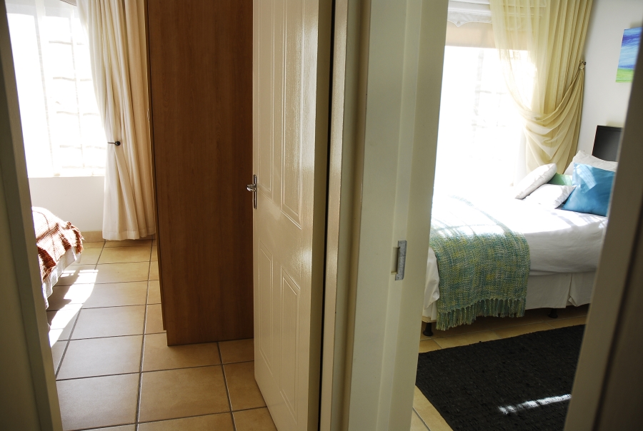 To Let 2 Bedroom Property for Rent in Meredale Gauteng