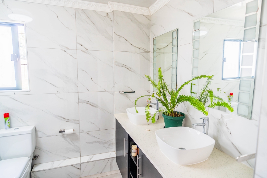 3 Bedroom Property for Sale in Haddon Gauteng