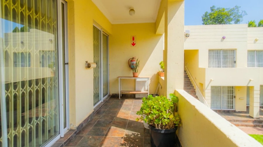 To Let 3 Bedroom Property for Rent in Lambton Gauteng