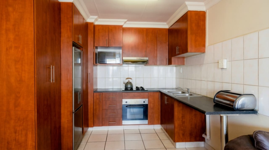 To Let 3 Bedroom Property for Rent in Lambton Gauteng