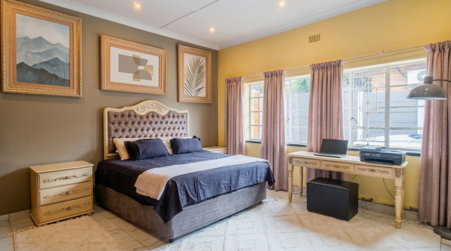 3 Bedroom Property for Sale in Linmeyer Gauteng