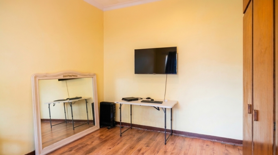 3 Bedroom Property for Sale in Linmeyer Gauteng