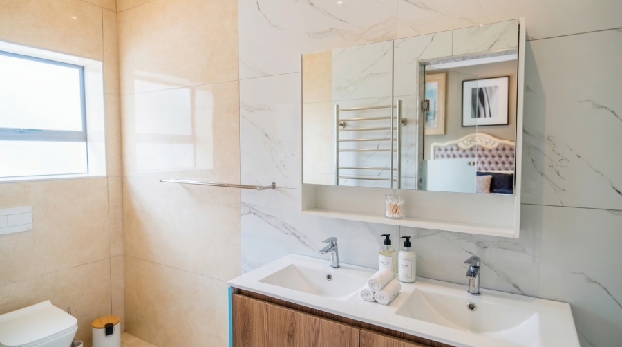 3 Bedroom Property for Sale in Linmeyer Gauteng