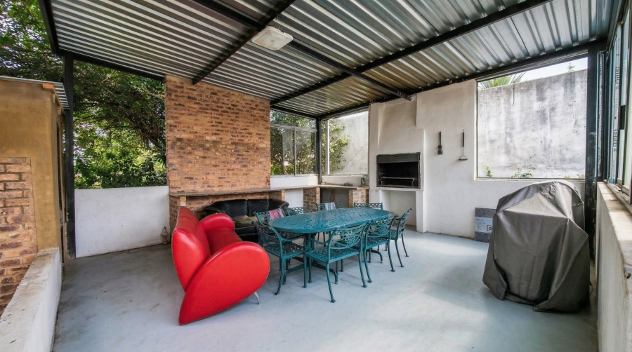 3 Bedroom Property for Sale in Linmeyer Gauteng